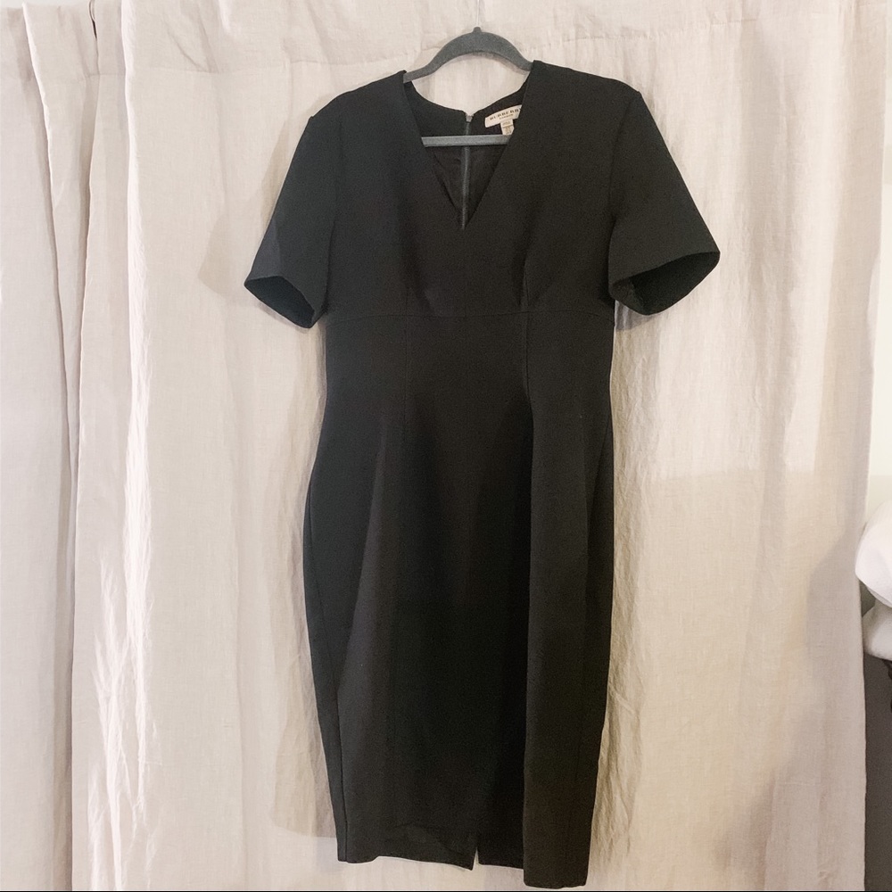NWOT Burberry size 12 black v-neck cocktail dress